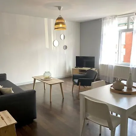 Malo Les Bains: Duplex A Deux Pas De La Plage. * Dunkirk